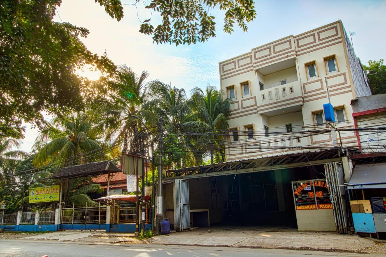 Ian Jk Hotel