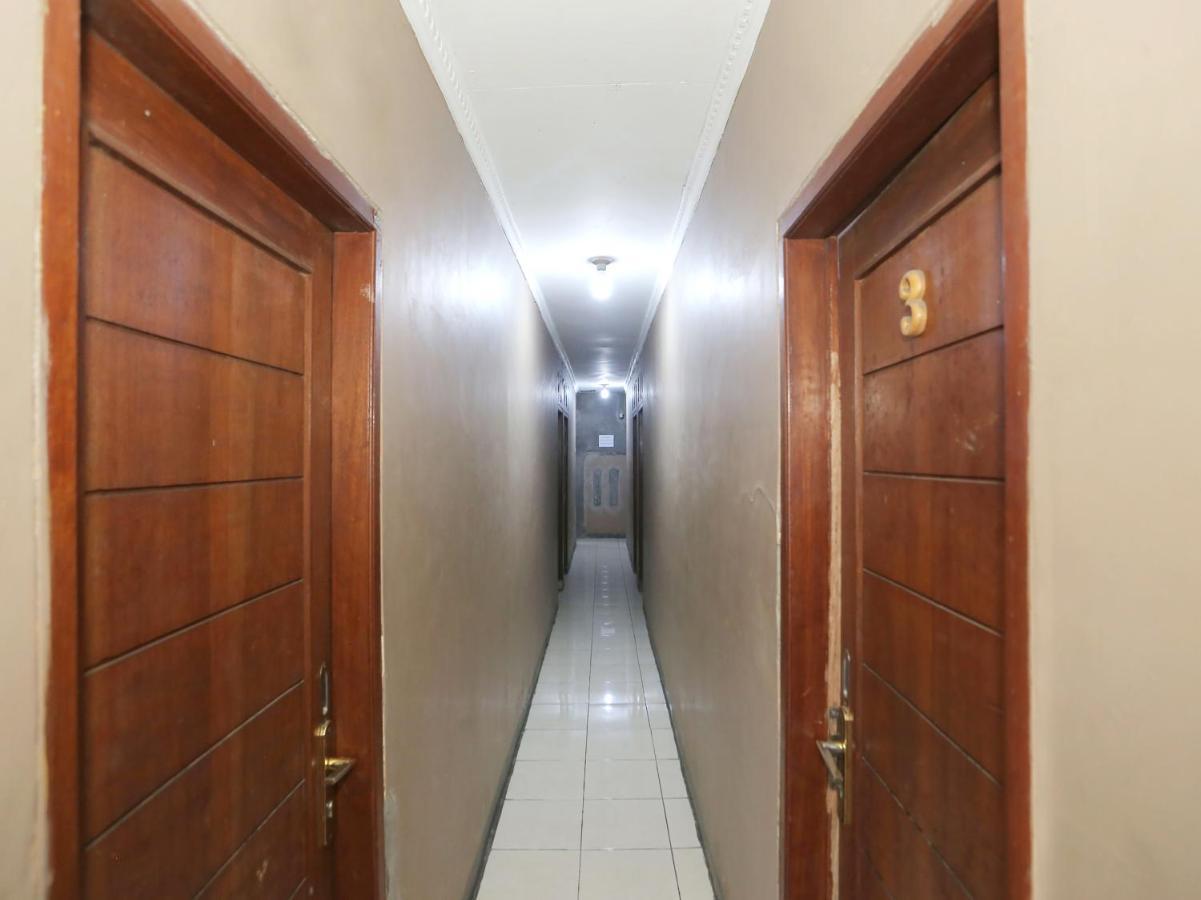 Ian Jk Hotel 2*